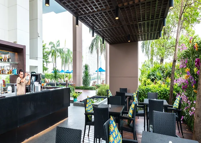Chatrium Riverside Hotel 5*