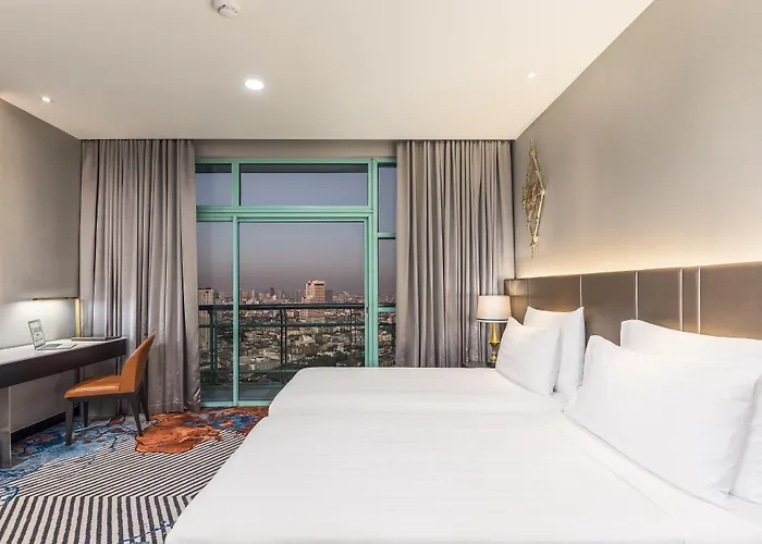 Chatrium Riverside в бангкоке Отель 5*